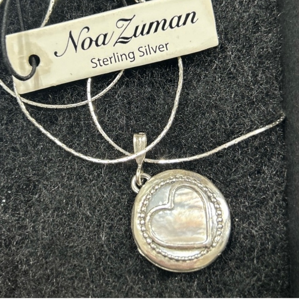 Noa Zuman Sterling Silver 925 Mother of Pearl Heart Circle 18” Necklace NWT